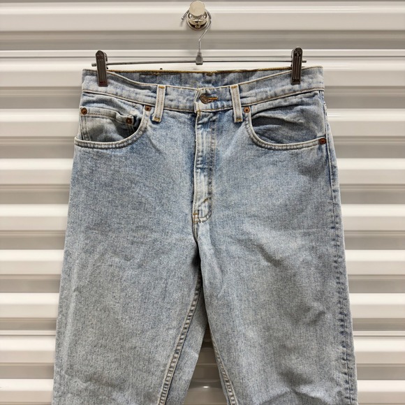 Levi's 550 Relaxed Fit Jeans Light Wash Denim Mens Size 32x32 - Picture 4 of 6